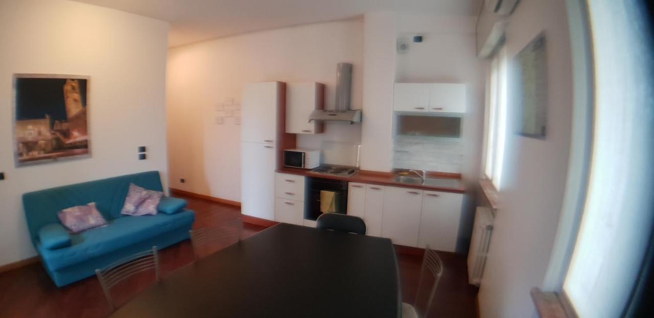 Bergamo Centro Residence Екстер'єр фото